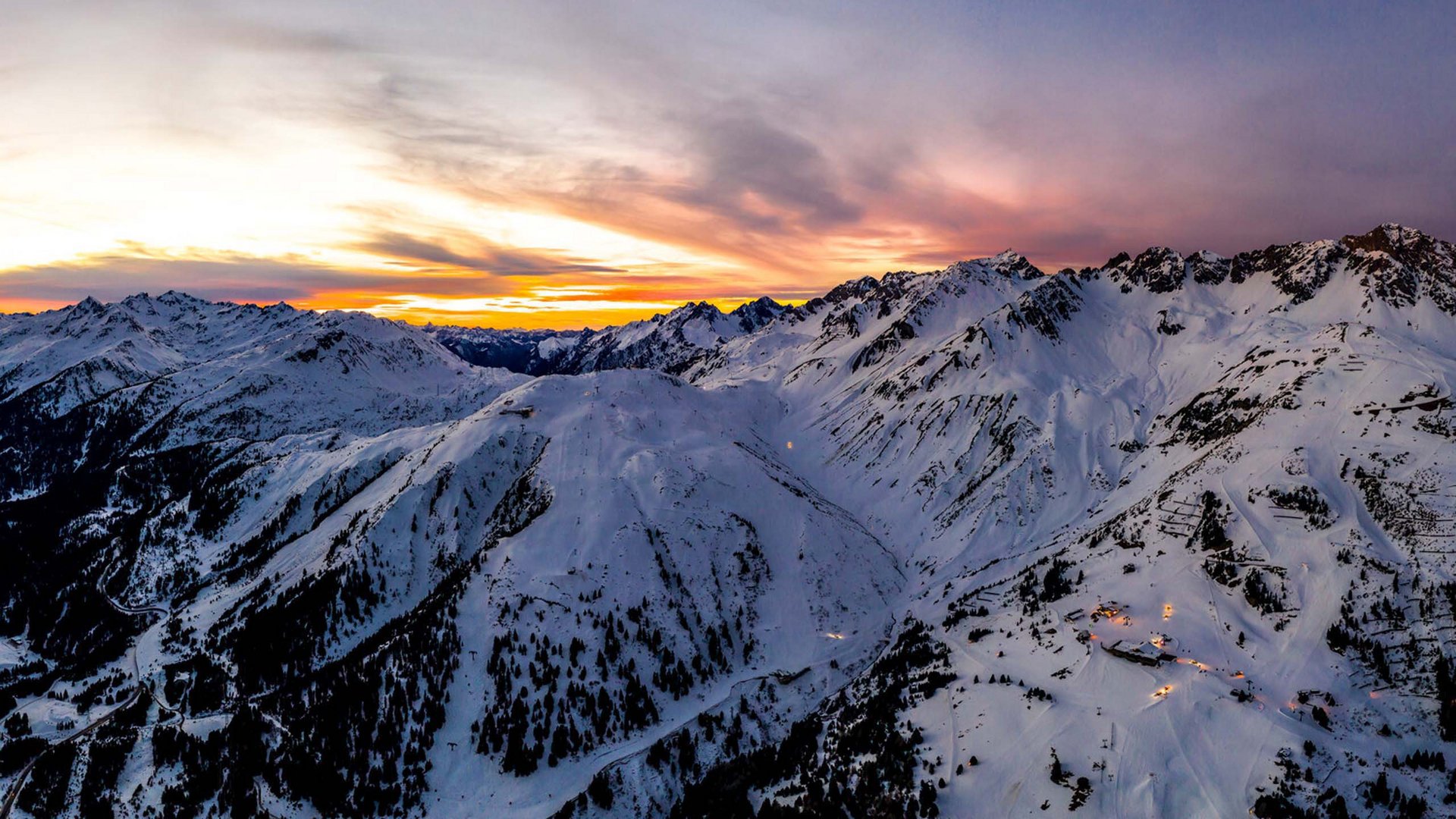 Welcome to Arlberg and to your hotel in St. Anton