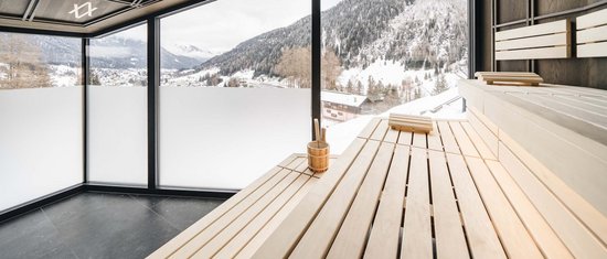 One possible path to happiness: hiking in St. Anton/Arlberg