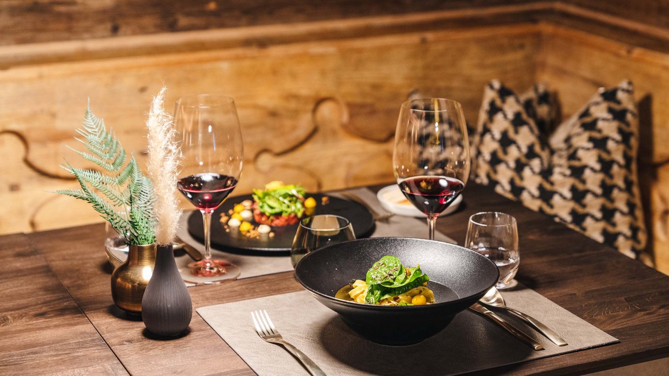 St. Anton: a restaurant with casual dining